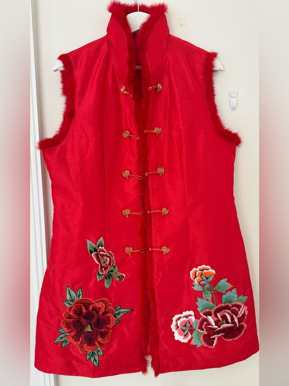 Red Floral Embroidery Stand Collar Chinese Style Wadded Waistcoat Vest